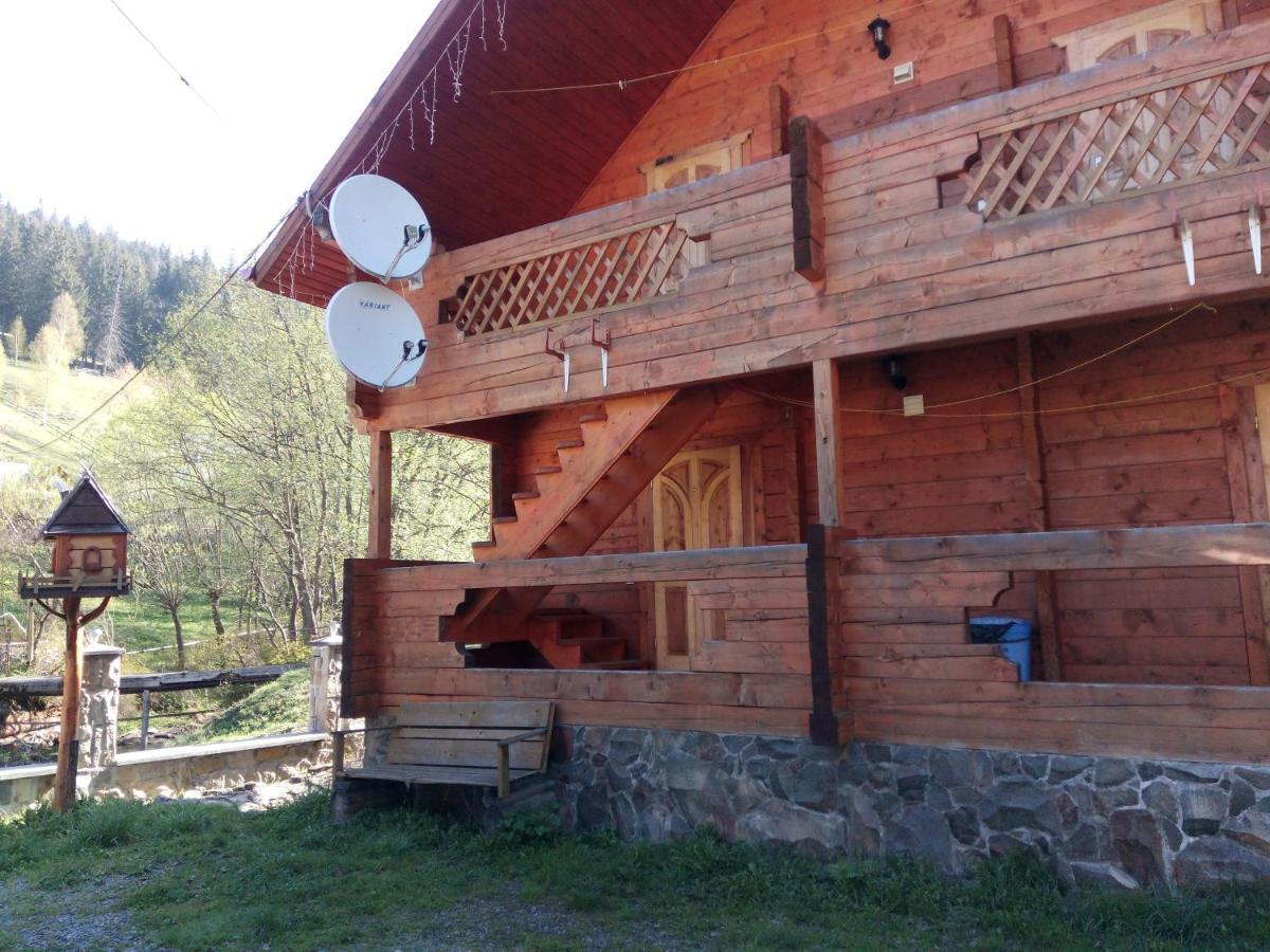 Hotel Edelveys Worochta Exterior foto